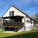 Maribor Luxury Volicina 5* فيلة