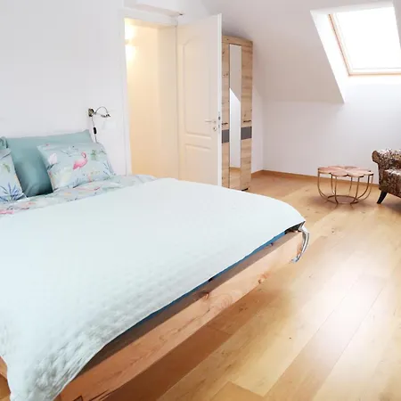 Maribor Luxury Volicina 5* *