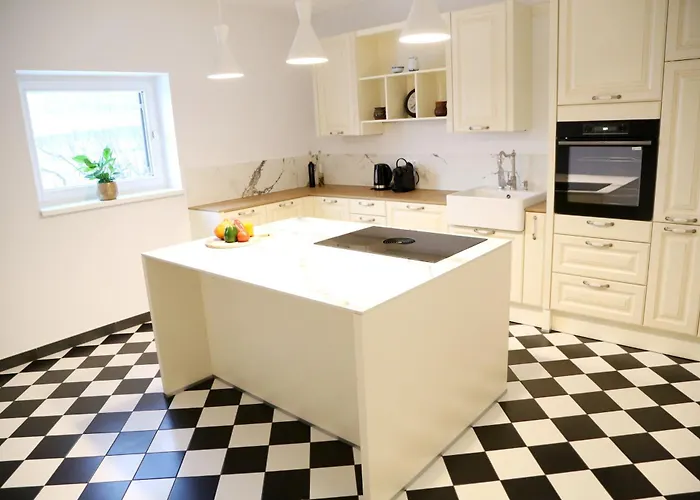 Maribor Luxury Volicina 5* * Spodnja Volicina